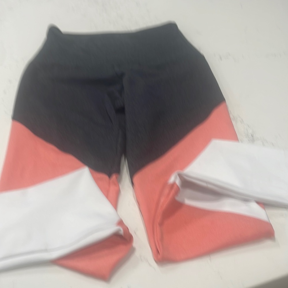 Onzie color block leggings